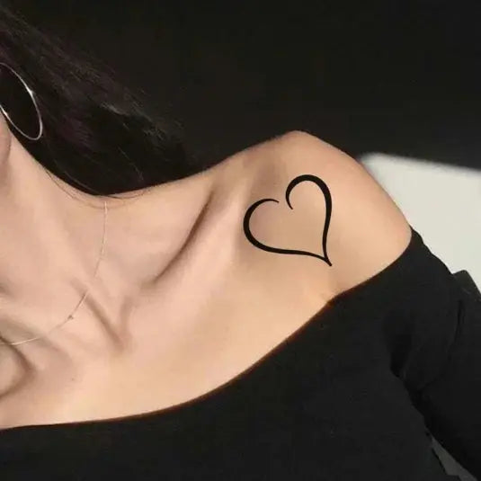 Minimal Heart – Semi-Permanent Tattoo