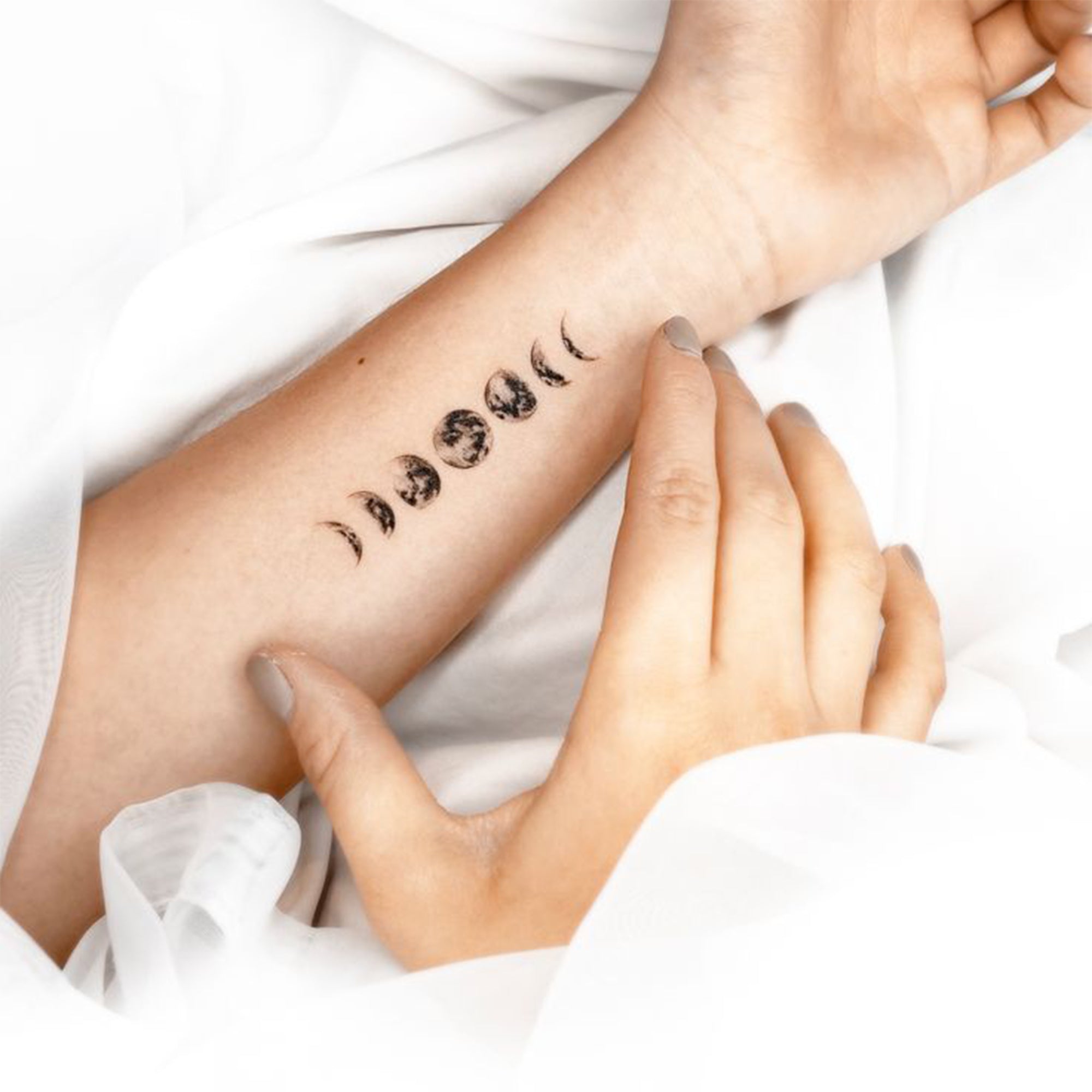 MOON'S CHANGE - Stay Tatt | Temporary Tattoos 